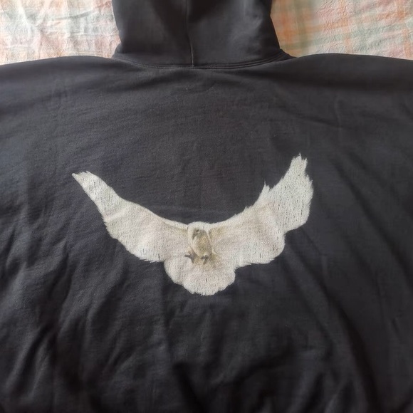 YZY x GAP x BALENCIAGA DOVE HOODIE - Picture 3 of 6